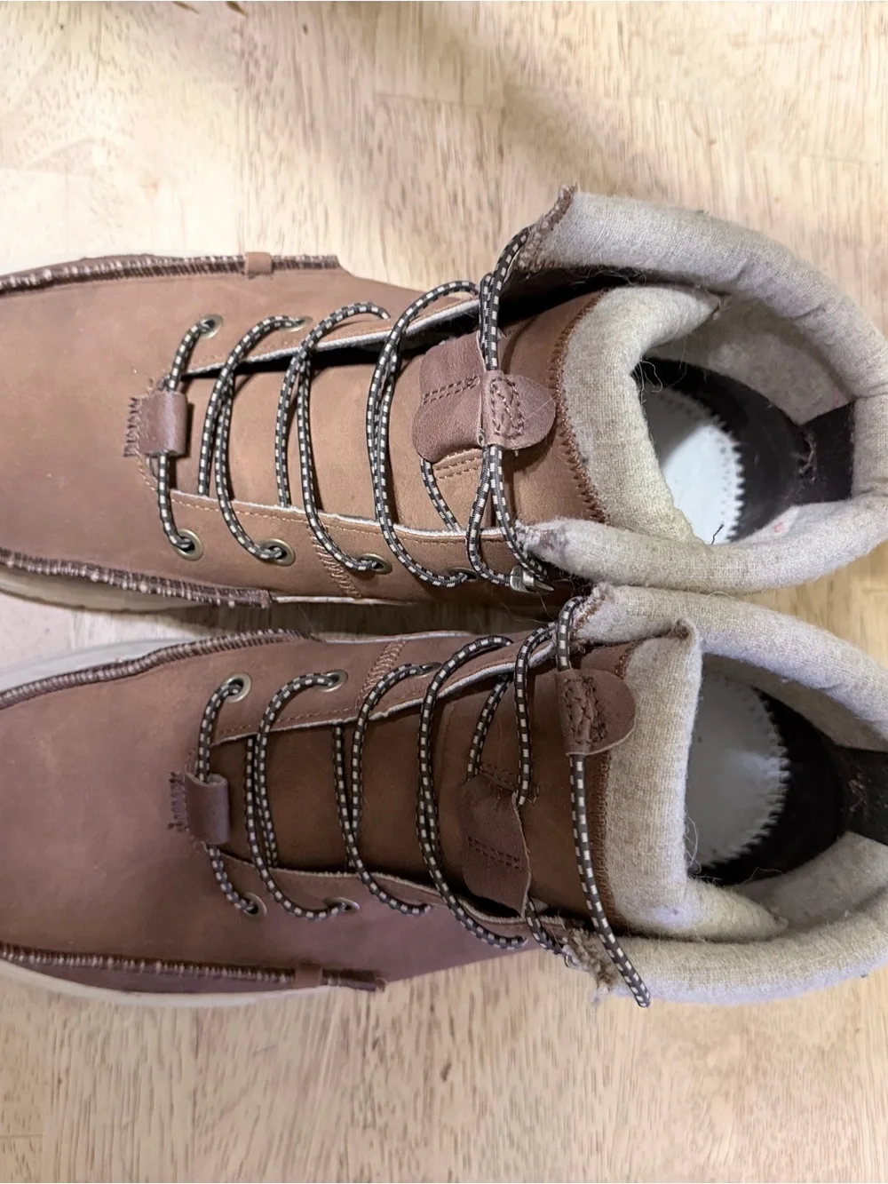 Hey Dude Men's Tan Lace-Up Casual Boots